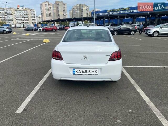 Білий Пежо 301, об'ємом двигуна 1.59 л та пробігом 41 тис. км за 10700 $, фото 3 на Automoto.ua