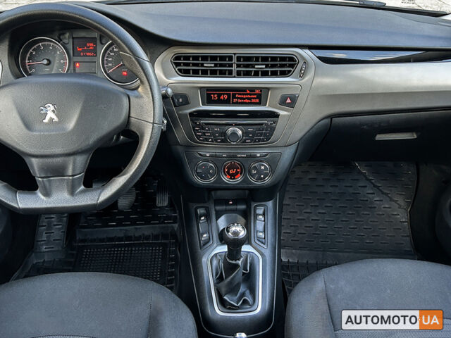 Белый Пежо 301, объемом двигателя 12 л и пробегом 78 тыс. км за 8572 $, фото 12 на Automoto.ua