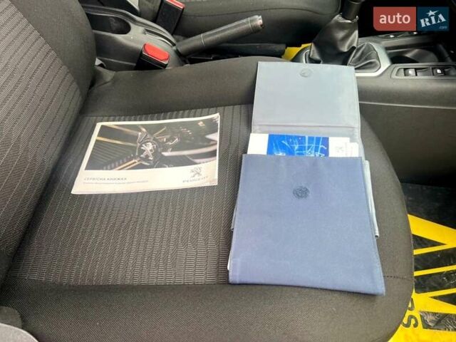 Пежо 301 2021 у Києві на Automoto.ua Білий Пежо 301, об'ємом двигуна 1.2 л та пробігом 97 тис. км за 7200 $, фото 52 на Automoto.ua