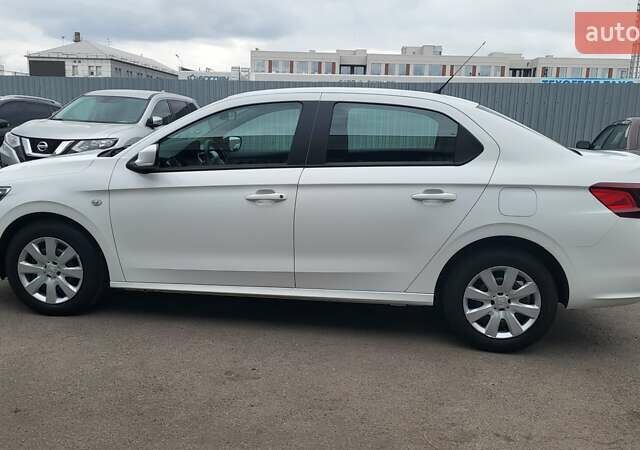 Пежо 301 2021 у Києві на Automoto.ua Білий Пежо 301, об'ємом двигуна 1.2 л та пробігом 56 тис. км за 8300 $, фото 13 на Automoto.ua