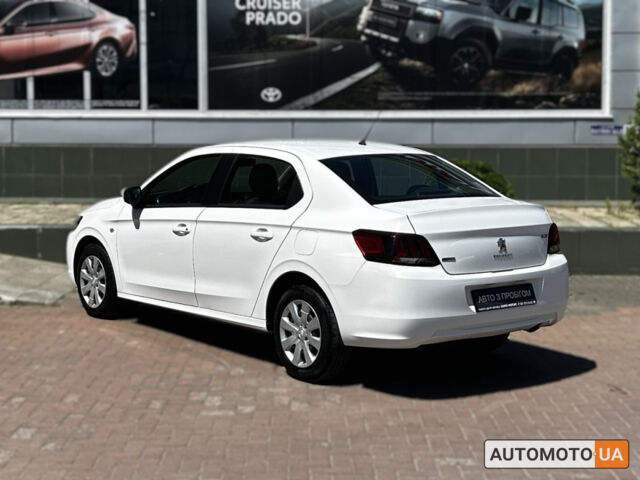Білий Пежо 301, об'ємом двигуна 1.2 л та пробігом 73 тис. км за 8977 $, фото 7 на Automoto.ua
