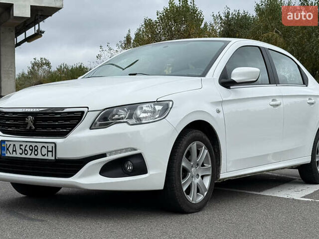 Пежо 301 2021 у Києві на Automoto.ua Білий Пежо 301, об'ємом двигуна 1.59 л та пробігом 71 тис. км за 11500 $, фото 9 на Automoto.ua