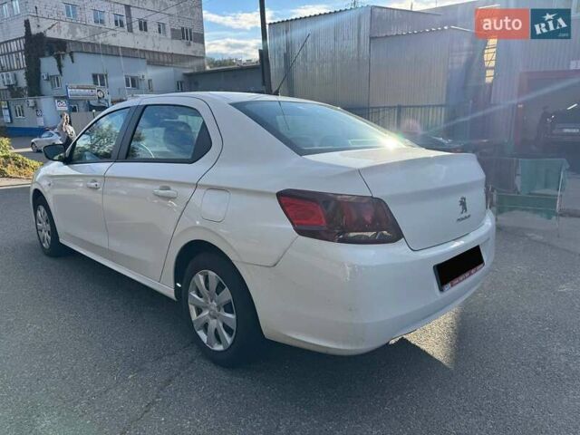 Пежо 301 2021 у Києві на Automoto.ua Білий Пежо 301, об'ємом двигуна 1.6 л та пробігом 53 тис. км за 9800 $, фото 12 на Automoto.ua