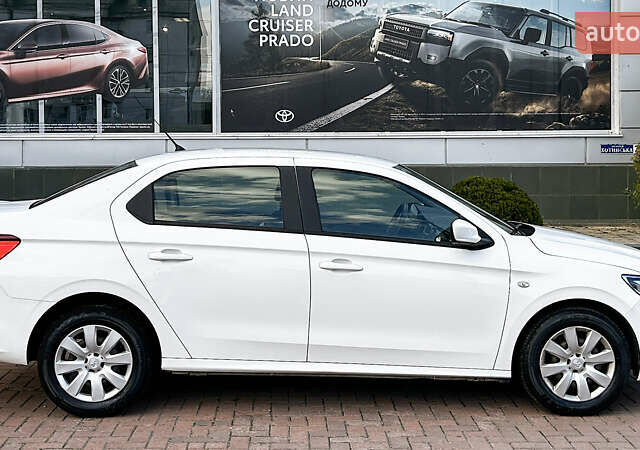 Белый Пежо 301, объемом двигателя 1.2 л и пробегом 77 тыс. км за 8551 $, фото 3 на Automoto.ua