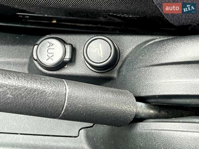 Пежо 301 2021 у Києві на Automoto.ua Білий Пежо 301, об'ємом двигуна 1.2 л та пробігом 97 тис. км за 7200 $, фото 24 на Automoto.ua