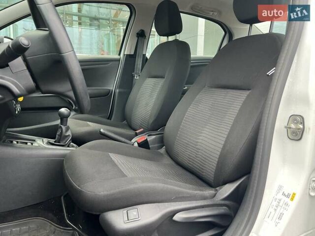 Белый Пежо 301, объемом двигателя 1.56 л и пробегом 67 тыс. км за 9912 $, фото 10 на Automoto.ua