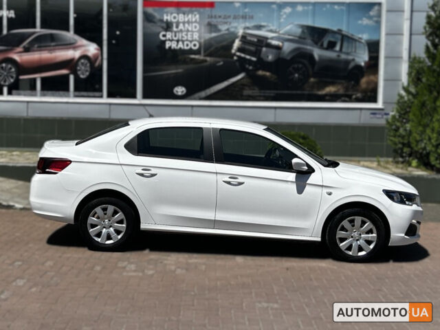 Білий Пежо 301, об'ємом двигуна 1.2 л та пробігом 73 тис. км за 8977 $, фото 3 на Automoto.ua
