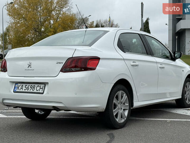 Пежо 301 2021 у Києві на Automoto.ua Білий Пежо 301, об'ємом двигуна 1.59 л та пробігом 71 тис. км за 11500 $, фото 15 на Automoto.ua
