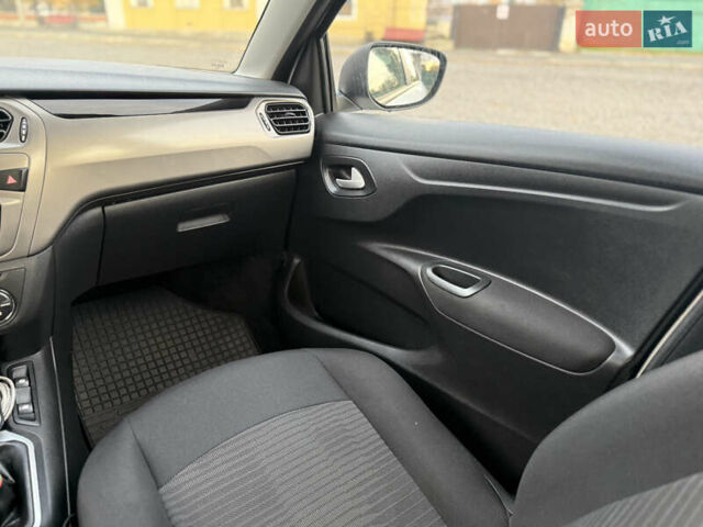 Білий Пежо 301, об'ємом двигуна 1.59 л та пробігом 69 тис. км за 8700 $, фото 23 на Automoto.ua