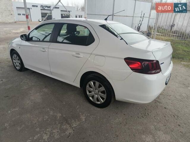 Белый Пежо 301, объемом двигателя 1.2 л и пробегом 74 тыс. км за 7800 $, фото 9 на Automoto.ua