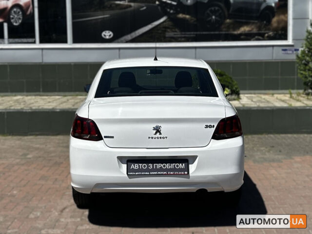 Білий Пежо 301, об'ємом двигуна 1.2 л та пробігом 73 тис. км за 8977 $, фото 5 на Automoto.ua