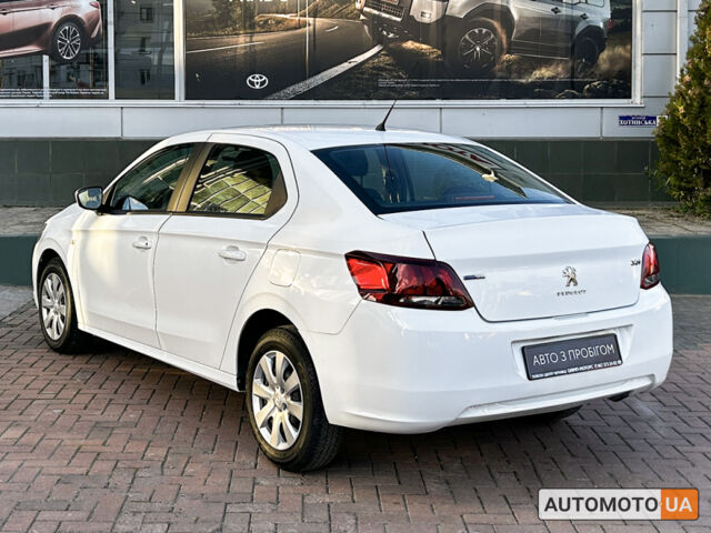 Білий Пежо 301, об'ємом двигуна 12 л та пробігом 78 тис. км за 8281 $, фото 7 на Automoto.ua