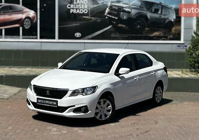 Білий Пежо 301, об'ємом двигуна 1.2 л та пробігом 73 тис. км за 9324 $, фото 2 на Automoto.ua