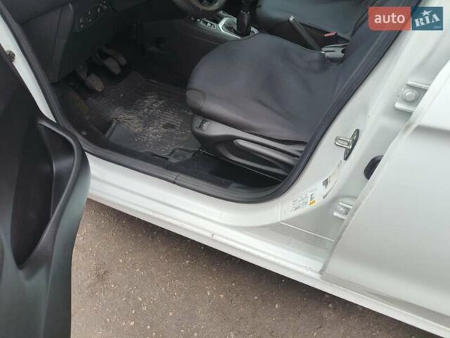 Белый Пежо 301, объемом двигателя 1.2 л и пробегом 74 тыс. км за 7800 $, фото 33 на Automoto.ua