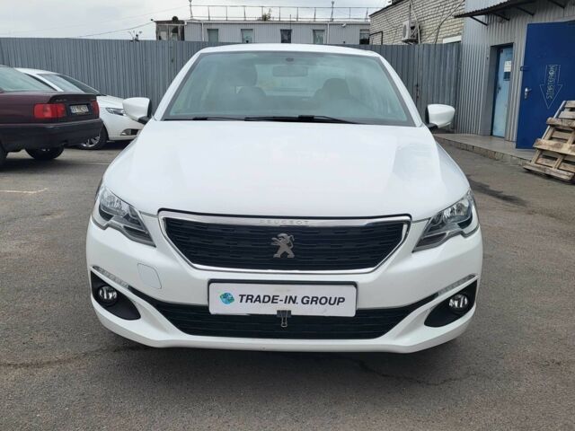 Пежо 301 2021 у Києві на Automoto.ua Білий Пежо 301, об'ємом двигуна 1.2 л та пробігом 56 тис. км за 8300 $, фото 7 на Automoto.ua