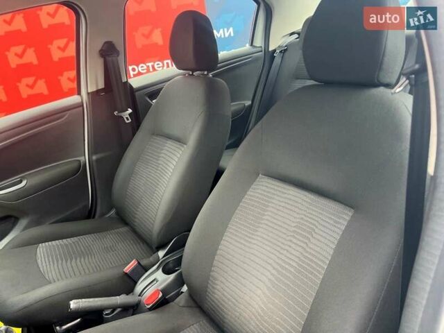 Пежо 301 2021 у Києві на Automoto.ua Білий Пежо 301, об'ємом двигуна 1.2 л та пробігом 97 тис. км за 7200 $, фото 26 на Automoto.ua