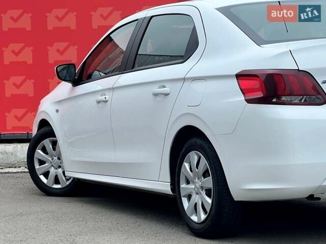 Пежо 301 2021 у Києві на Automoto.ua Білий Пежо 301, об'ємом двигуна 1.2 л та пробігом 97 тис. км за 7200 $, фото 10 на Automoto.ua