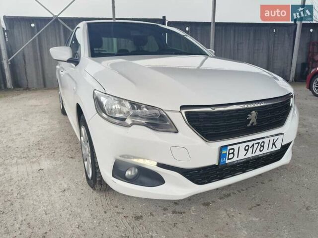 Белый Пежо 301, объемом двигателя 1.2 л и пробегом 74 тыс. км за 7800 $, фото 2 на Automoto.ua