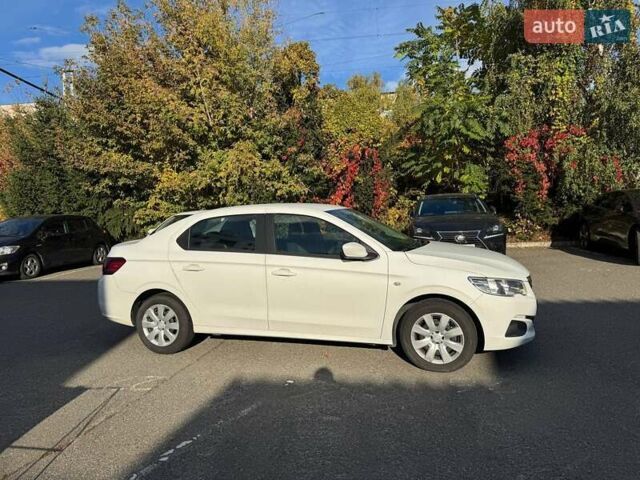 Пежо 301 2021 у Києві на Automoto.ua Білий Пежо 301, об'ємом двигуна 1.6 л та пробігом 53 тис. км за 9800 $, фото 5 на Automoto.ua