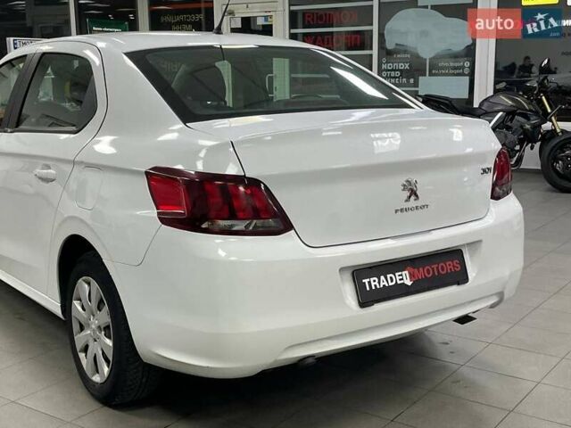 Белый Пежо 301, объемом двигателя 1.59 л и пробегом 310 тыс. км за 6490 $, фото 11 на Automoto.ua