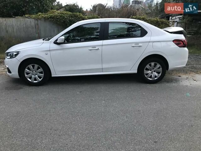 Білий Пежо 301, об'ємом двигуна 1.59 л та пробігом 46 тис. км за 7770 $, фото 10 на Automoto.ua