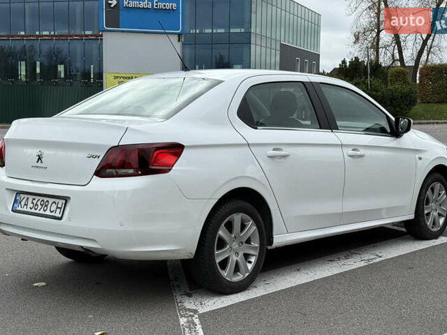 Пежо 301 2021 у Києві на Automoto.ua Білий Пежо 301, об'ємом двигуна 1.59 л та пробігом 71 тис. км за 11500 $, фото 18 на Automoto.ua