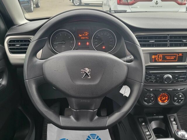 Пежо 301 2021 у Києві на Automoto.ua Білий Пежо 301, об'ємом двигуна 1.2 л та пробігом 56 тис. км за 8300 $, фото 1 на Automoto.ua