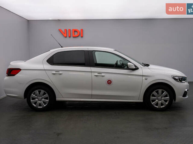 Пежо 301 2021 у Києві на Automoto.ua Білий Пежо 301, об'ємом двигуна 1.56 л та пробігом 57 тис. км за 11333 $, фото 6 на Automoto.ua