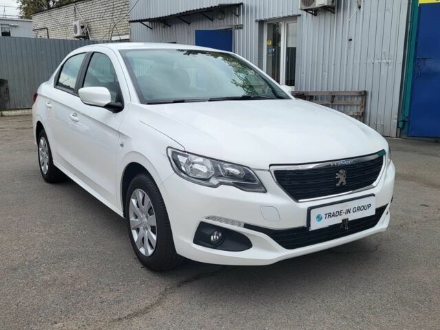 Пежо 301 2021 у Києві на Automoto.ua Білий Пежо 301, об'ємом двигуна 1.2 л та пробігом 56 тис. км за 8300 $, фото 8 на Automoto.ua