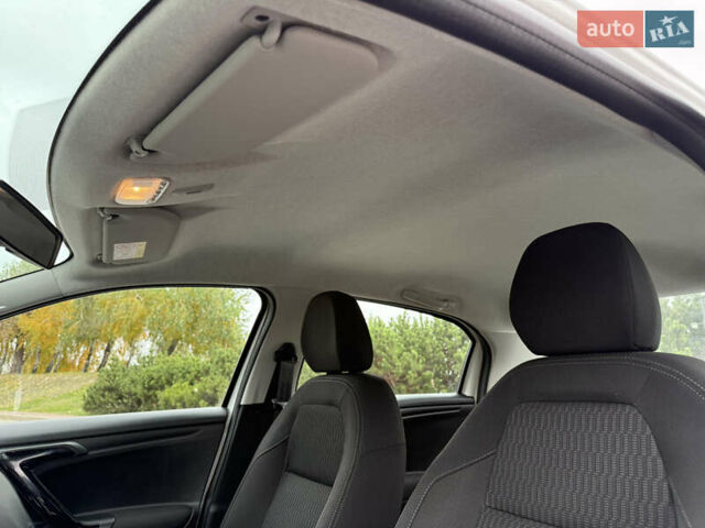 Пежо 301 2021 у Києві на Automoto.ua Білий Пежо 301, об'ємом двигуна 1.59 л та пробігом 71 тис. км за 11500 $, фото 34 на Automoto.ua