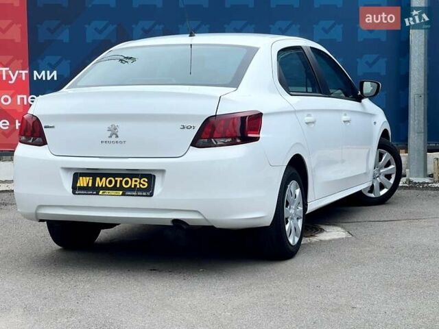 Пежо 301 2021 у Києві на Automoto.ua Білий Пежо 301, об'ємом двигуна 1.2 л та пробігом 97 тис. км за 7200 $, фото 3 на Automoto.ua