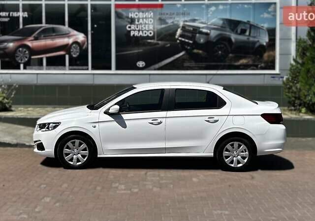 Білий Пежо 301, об'ємом двигуна 1.2 л та пробігом 73 тис. км за 9324 $, фото 4 на Automoto.ua