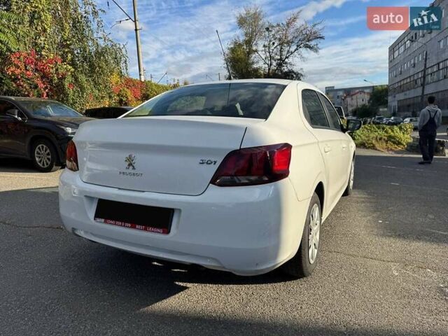 Пежо 301 2021 у Києві на Automoto.ua Білий Пежо 301, об'ємом двигуна 1.6 л та пробігом 53 тис. км за 9800 $, фото 9 на Automoto.ua