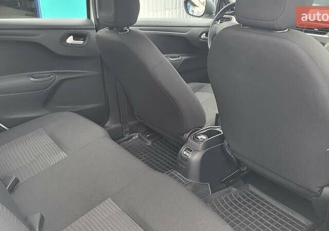 Пежо 301 2021 у Києві на Automoto.ua Білий Пежо 301, об'ємом двигуна 1.2 л та пробігом 56 тис. км за 8300 $, фото 18 на Automoto.ua