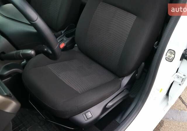 Белый Пежо 301, объемом двигателя 1.2 л и пробегом 64 тыс. км за 8903 $, фото 14 на Automoto.ua