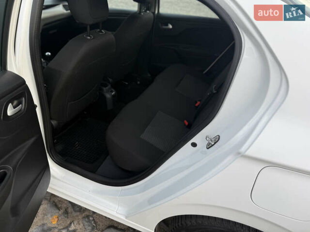 Білий Пежо 301, об'ємом двигуна 1.59 л та пробігом 69 тис. км за 8700 $, фото 25 на Automoto.ua