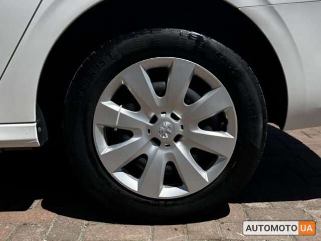 Білий Пежо 301, об'ємом двигуна 1.2 л та пробігом 73 тис. км за 8977 $, фото 9 на Automoto.ua