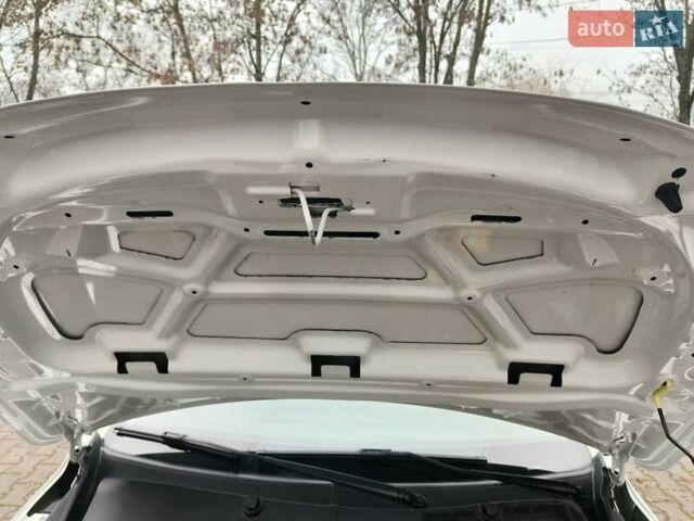 Белый Пежо 301, объемом двигателя 1.2 л и пробегом 74 тыс. км за 7800 $, фото 27 на Automoto.ua