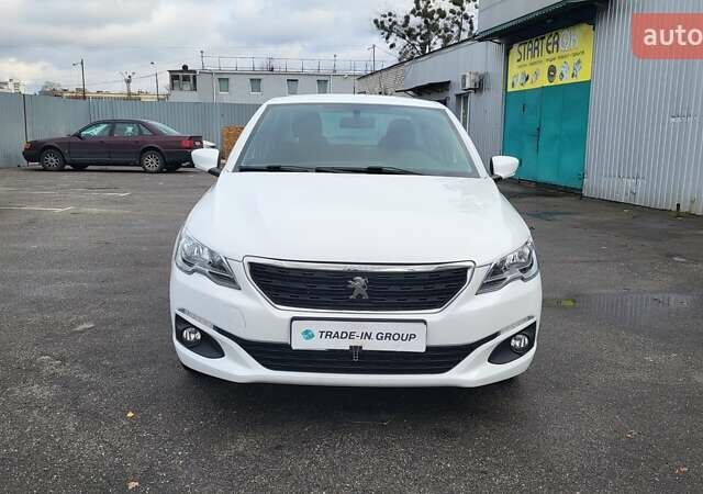 Білий Пежо 301, об'ємом двигуна 1.2 л та пробігом 69 тис. км за 7900 $, фото 5 на Automoto.ua