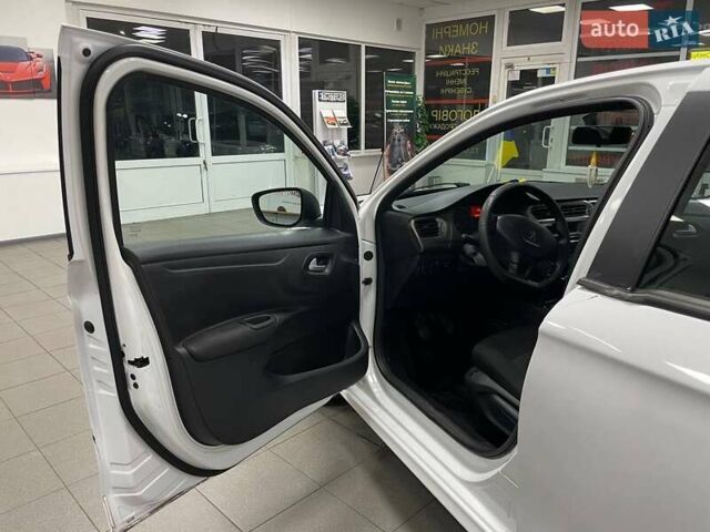 Белый Пежо 301, объемом двигателя 1.59 л и пробегом 310 тыс. км за 6490 $, фото 14 на Automoto.ua