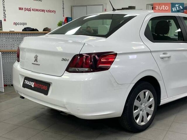 Белый Пежо 301, объемом двигателя 1.59 л и пробегом 310 тыс. км за 6490 $, фото 9 на Automoto.ua