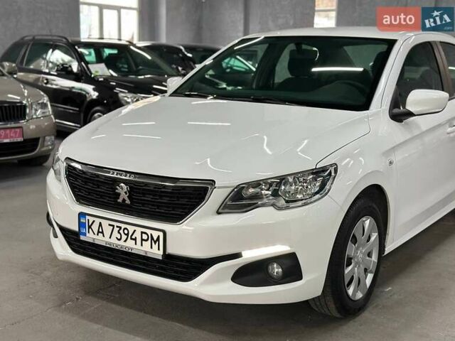 Белый Пежо 301, объемом двигателя 1.2 л и пробегом 82 тыс. км за 8199 $, фото 2 на Automoto.ua