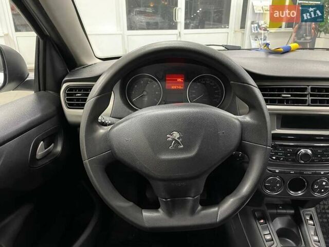 Белый Пежо 301, объемом двигателя 1.59 л и пробегом 310 тыс. км за 6490 $, фото 18 на Automoto.ua