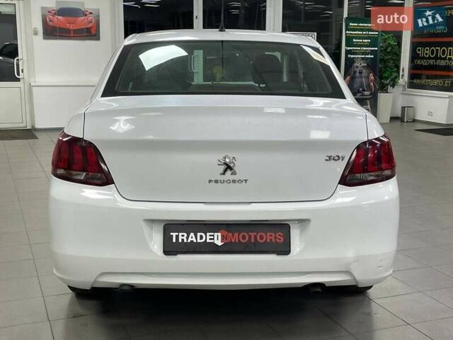 Белый Пежо 301, объемом двигателя 1.59 л и пробегом 310 тыс. км за 6490 $, фото 10 на Automoto.ua