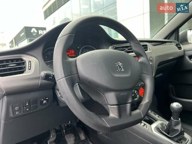 Белый Пежо 301, объемом двигателя 1.56 л и пробегом 67 тыс. км за 9912 $, фото 12 на Automoto.ua