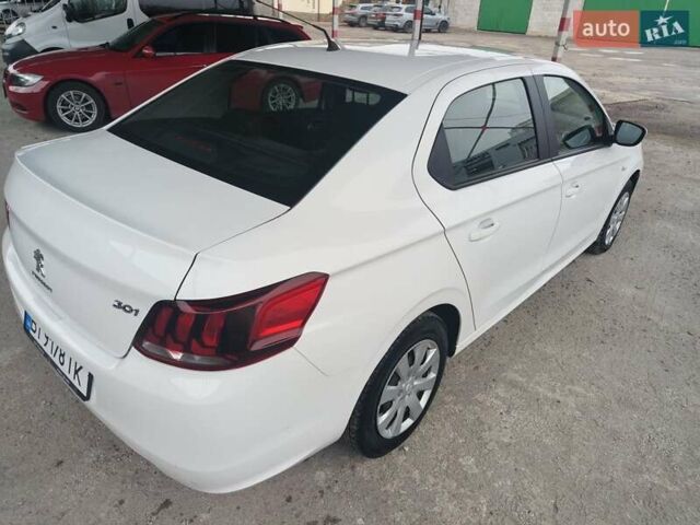 Белый Пежо 301, объемом двигателя 1.2 л и пробегом 74 тыс. км за 7800 $, фото 6 на Automoto.ua