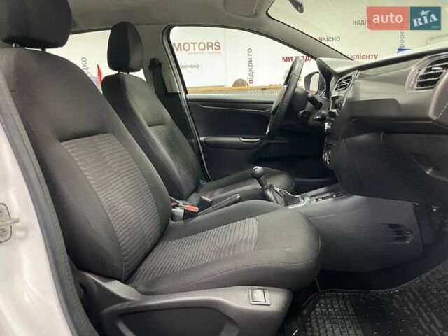 Белый Пежо 301, объемом двигателя 1.59 л и пробегом 310 тыс. км за 6490 $, фото 28 на Automoto.ua