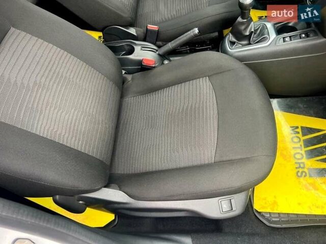 Пежо 301 2021 у Києві на Automoto.ua Білий Пежо 301, об'ємом двигуна 1.2 л та пробігом 97 тис. км за 7200 $, фото 47 на Automoto.ua