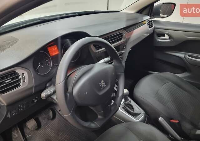 Белый Пежо 301, объемом двигателя 1.2 л и пробегом 96 тыс. км за 6800 $, фото 9 на Automoto.ua