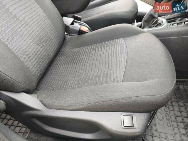 Пежо 301 2020 в Кривом Роге на Automoto.ua Черный Пежо 301, объемом двигателя 1.59 л и пробегом 55 тыс. км за 11500 $, фото 37 на Automoto.ua